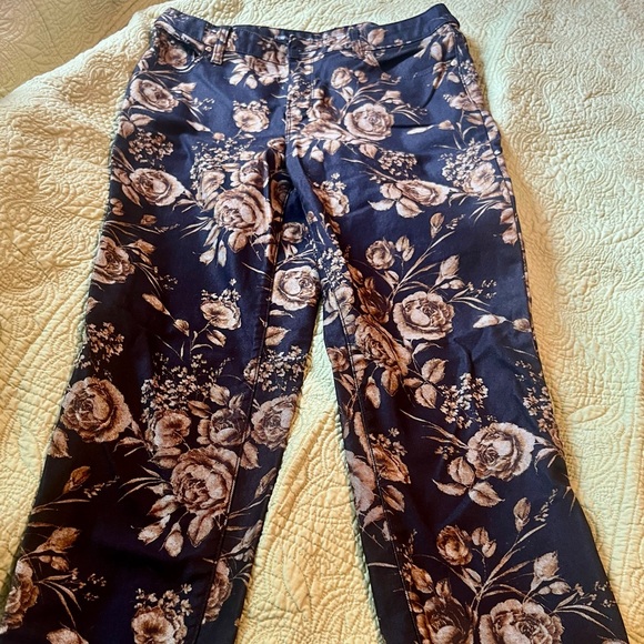 Chico's Denim - Perfect Stretch Girlfriend Jeans - Black and gold floral